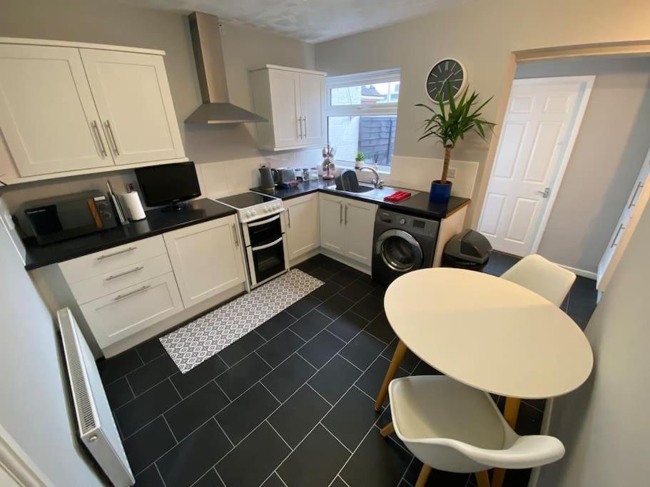 Seaside 2 Bed Townhouse, Near Cleethorpes Station Villa Eksteriør bilde